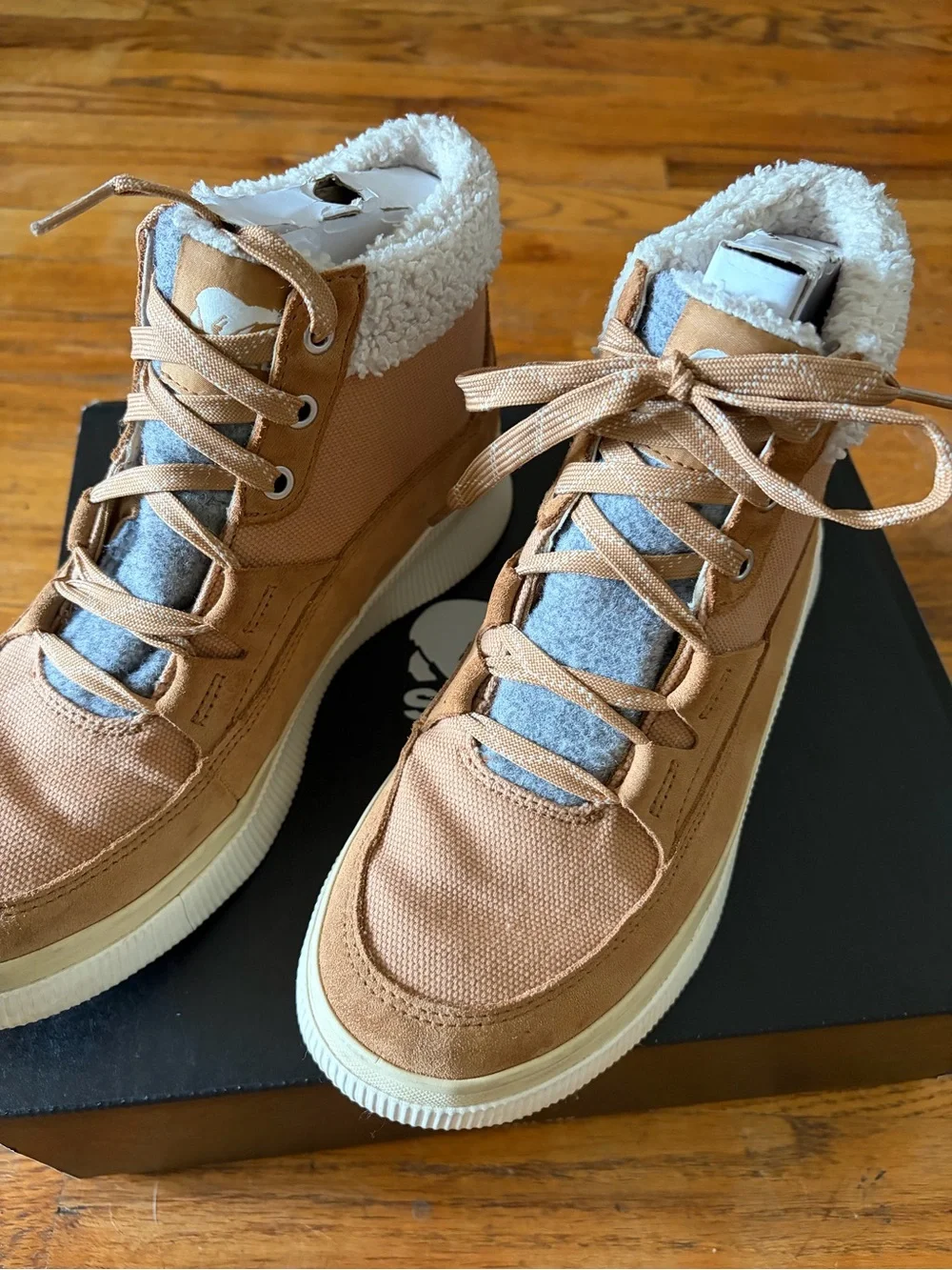 Sorel cushioning lining